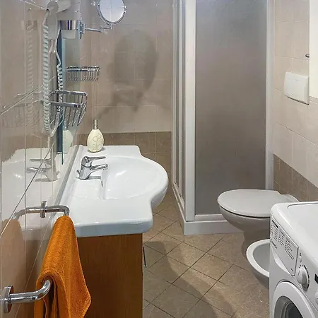 5 Bedroom Pet Friendly In Holiday home Vieste