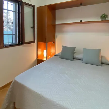 Ferienhaus 5 Bedroom Pet Friendly In Vieste